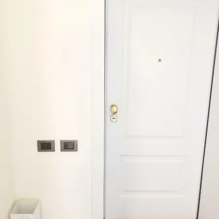 Cosy Smart Studio With Terrace & Kingsize Bed