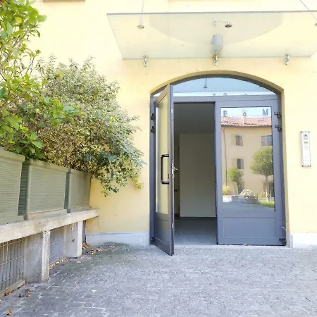 Apartamento Cosy Smart Studio With Terrace & Kingsize Bed Milão